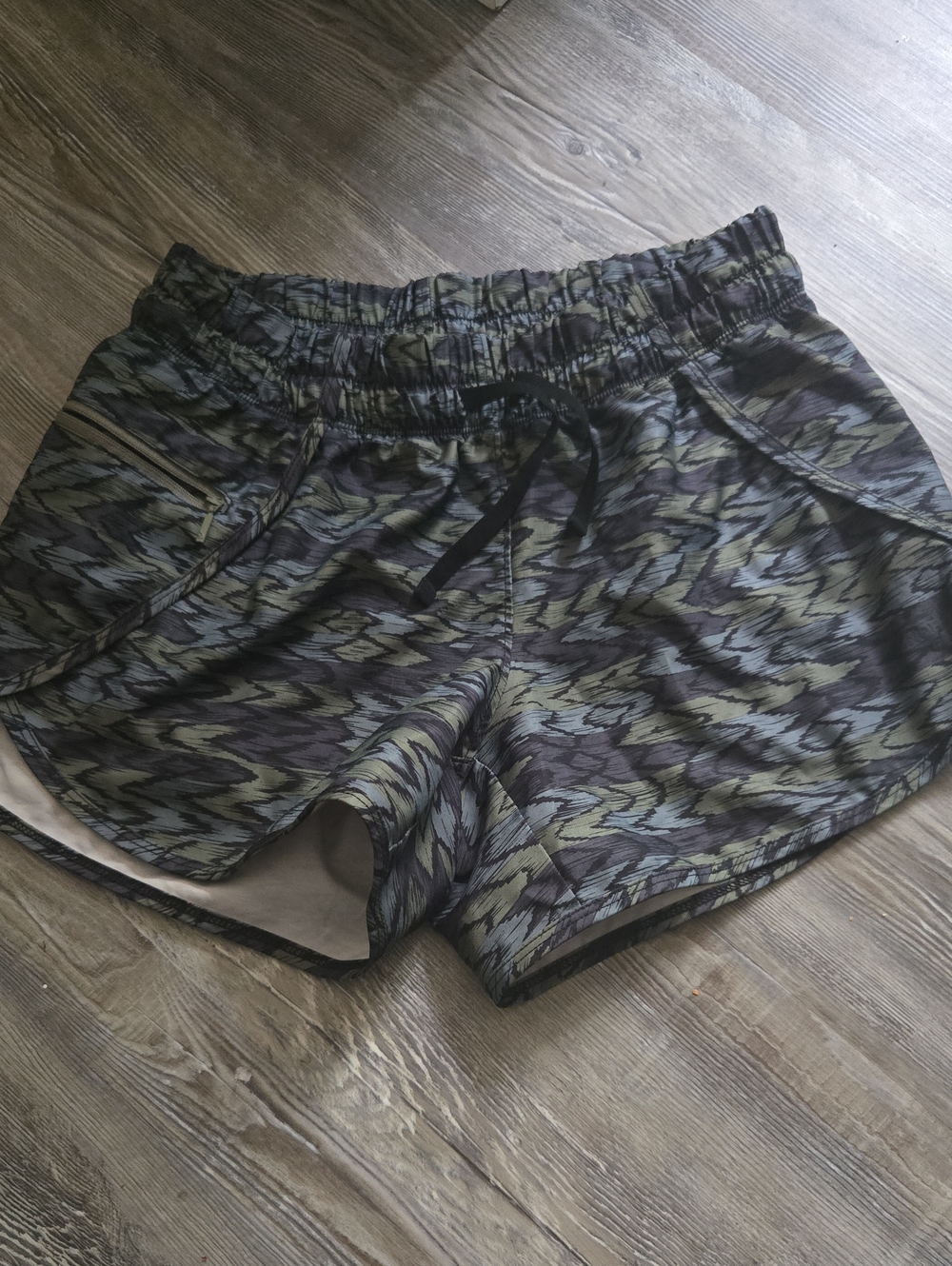 Women’s Olive & Black Printed Athletic Shorts